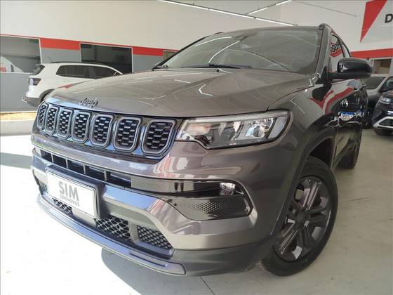 JEEP COMPASS 1.3 T270 TURBO FLEX LONGITUDE AT6 JEEP COMPASS 1.3 T270 TURBO FLEX LONGITUDE AT6